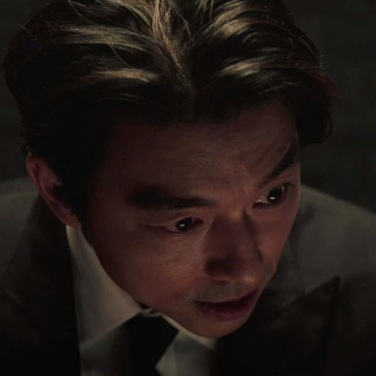 kamisatocheck's tweet image. I really like the way he looked at that moment, I want him to look at me like that too💋💋💋

#salesman #SquidGame #recruiter