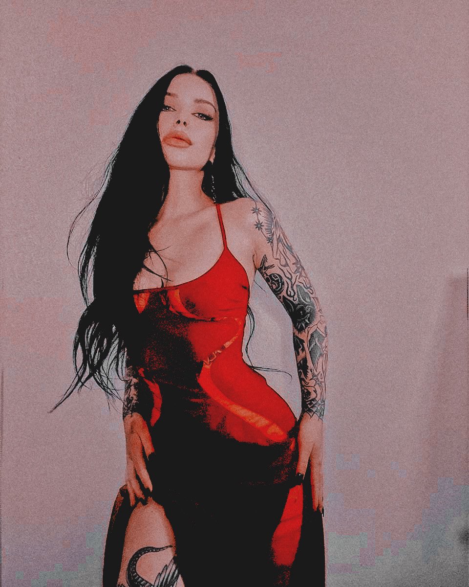 ⠀
⠀ ⠀ ⠀ ⠀ tattoo shop’s closed tonight ,
⠀ ⠀ ⠀ ⠀ dressing up and drinks it is .
⠀