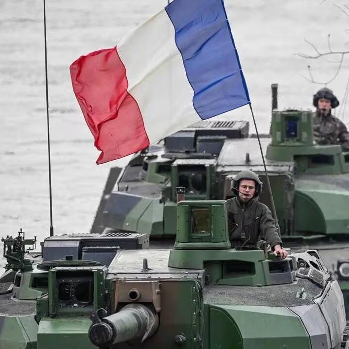 AlertesInfos's tweet image. 🚨🇫🇷🇬🇱 FLASH | Des responsables politiques danois APPELLENT au DÉPLOIEMENT de troupes françaises et allemandes afin de "DÉFENDRE LE GROENLAND". (Die Welt)