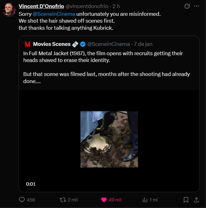 TriploF's tweet image. O próprio Vincent D'Onofrio corrigindo páginas postando informações incorretas. kkkk.