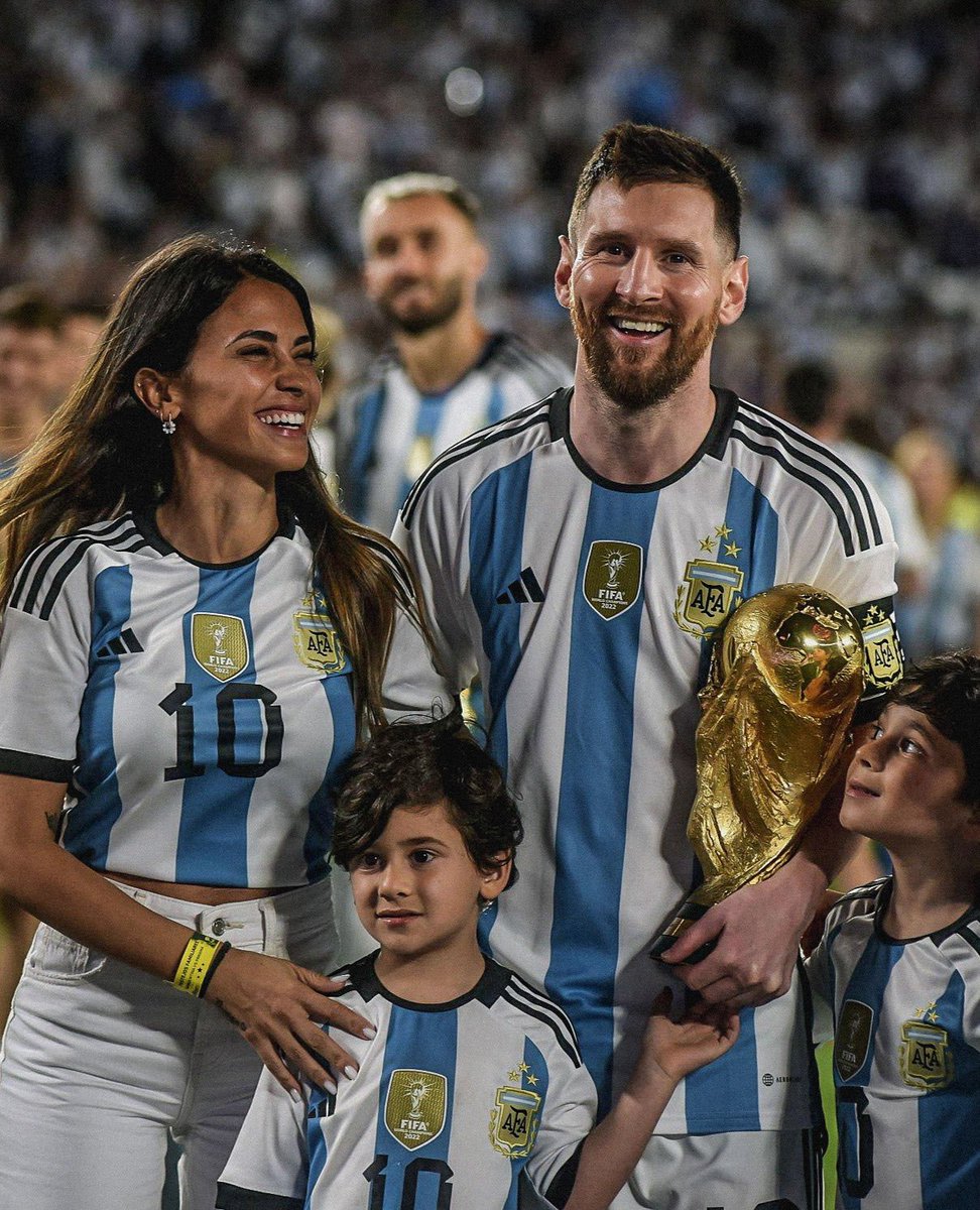 Dugeri_'s tweet image. Victory is always possible for the person who refuses to stop fighting.

Good morning fam 🫶