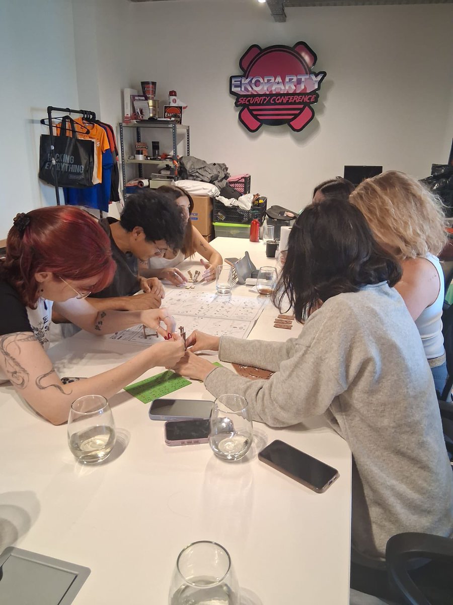 Fer Neder tweet media