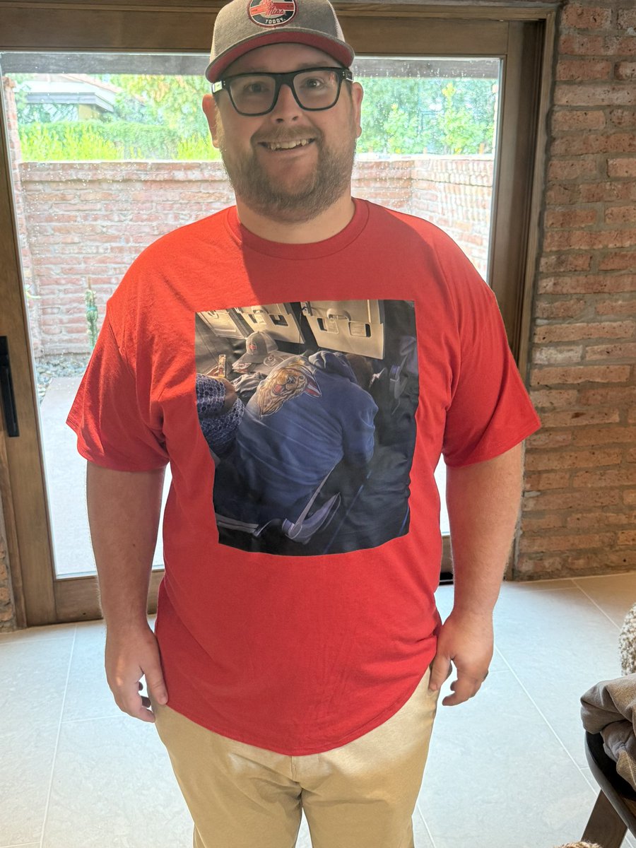 BarstoolTate's tweet image. Chris, his wife, and his 1 year old son are thankful for the donations from the Stoolies.

There had not been a donation in a couple months.

You guys raised over $47,000 in one night.

Here is how you can support as he fights against Stage 4 Brain Cancer: climbforchris.com/about