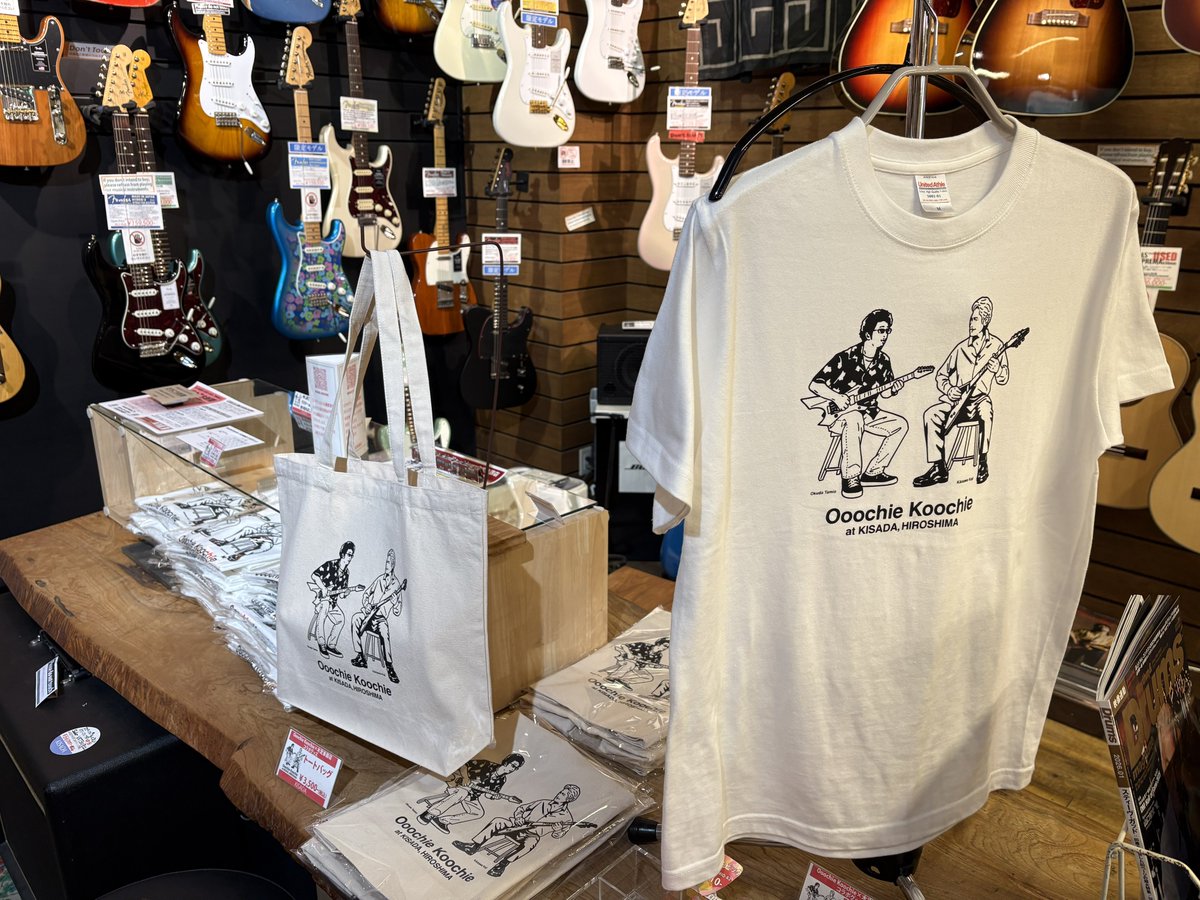 大変好評を頂いておりますOoochie Koochie × 木定楽器店コラボグッズ