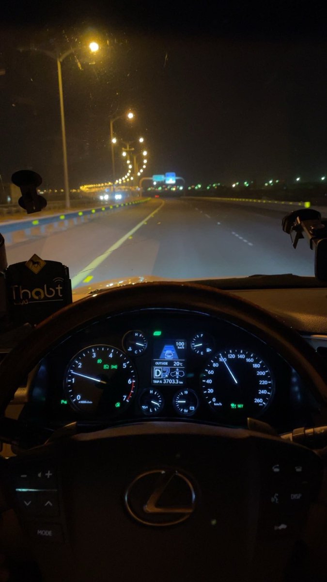 FH97I's tweet photo. - لكن تأكد ان الاثنين جرحى. https://t.co/Pydf43uCNS
