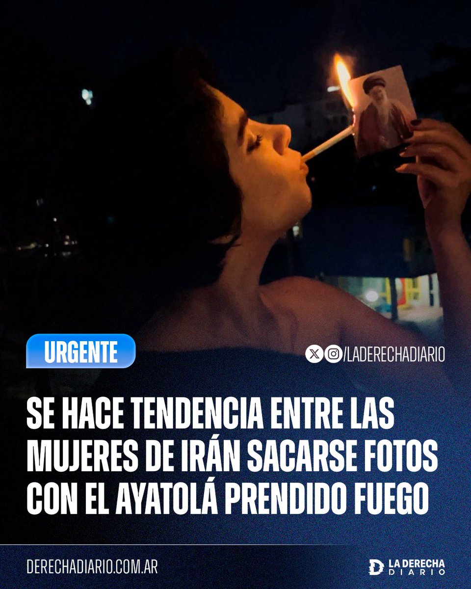 🚨🇮🇷 | #URGENTE HISTÓRICO: Se hace tendencia entre las mujeres de Irán sacarse fotos sin utilizar el velo islámico y encendiéndose un cigarrillo usando una imagen del Ayatolá Jamenei prendida fuego.
