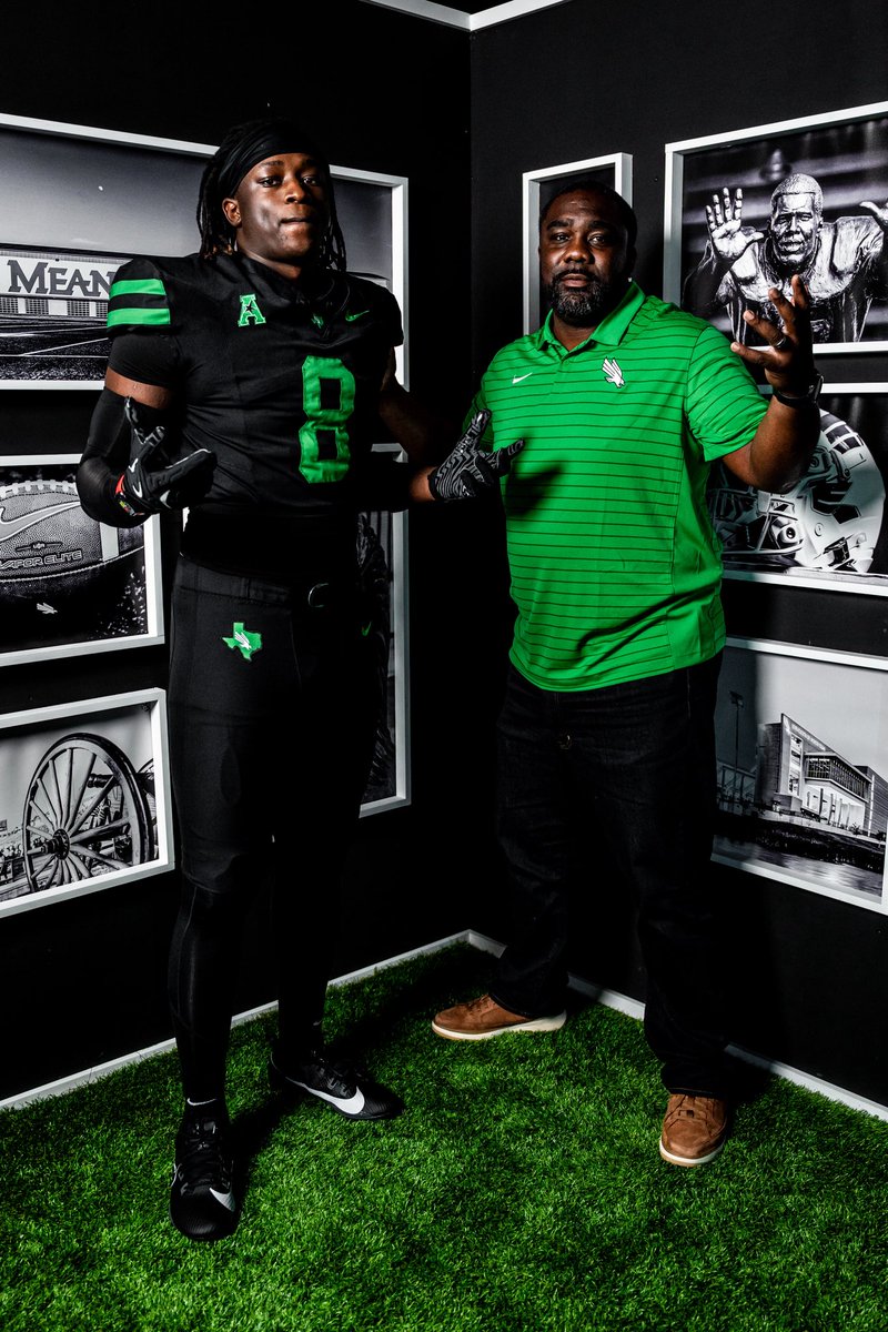 Let’s rock!! 🦅🟢 #GMG 
<a href="/Coach_NealBrown/">Neal Brown</a> <a href="/coacherrinjoe/">Errin Joe</a> <a href="/therealraygates/">Ray Gates</a> <a href="/MeanGreenFB/">UNT Football</a>