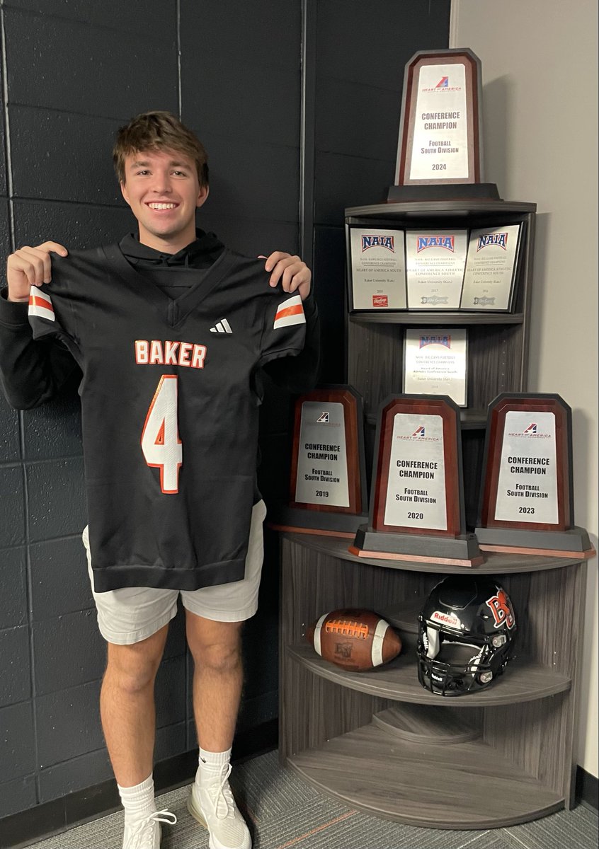 ArchieEsh's tweet image. After a great visit and talk with @CoachMRegalado, I am happy to say I have received my second offer to play football @BakerU_Football! 

@punt_21 @devin_anctil @FentressKicking @SnyderKicking @CoachAller @KohlsKicking @CPA_Football