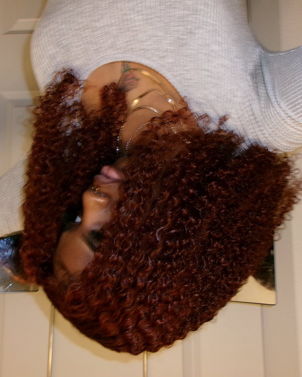 _vaaeehh's tweet image. Can I b your mamii?😅