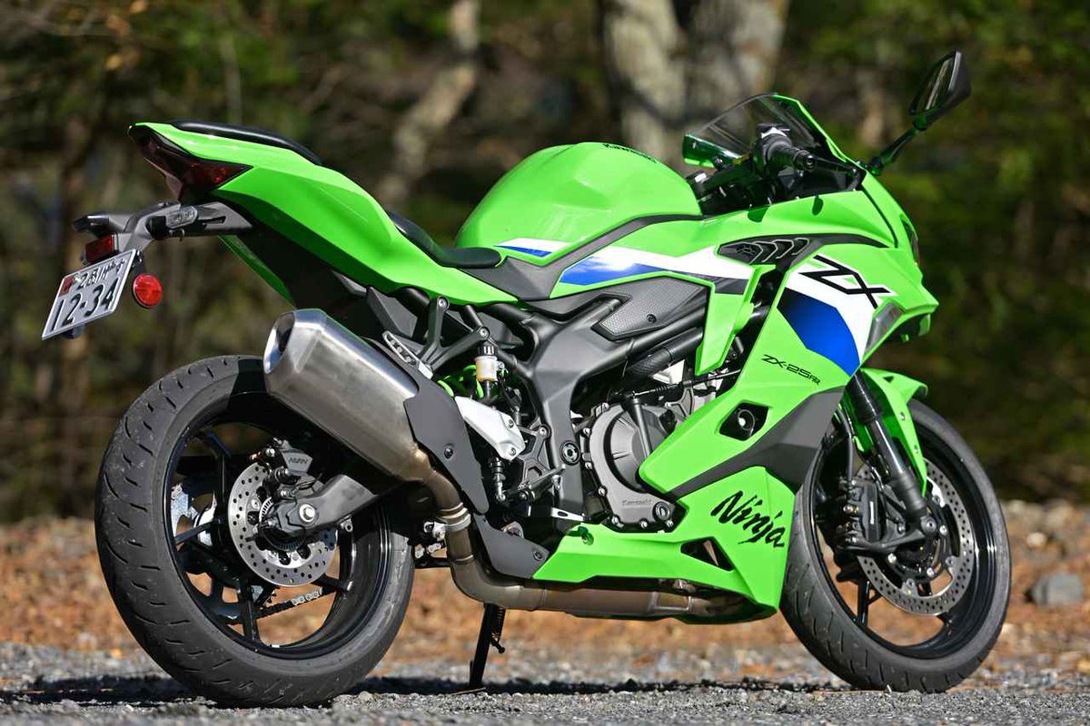 26 カワサキ「Ninja ZX-25RR」試乗 高速道路:120km/h巡航でも余裕の
