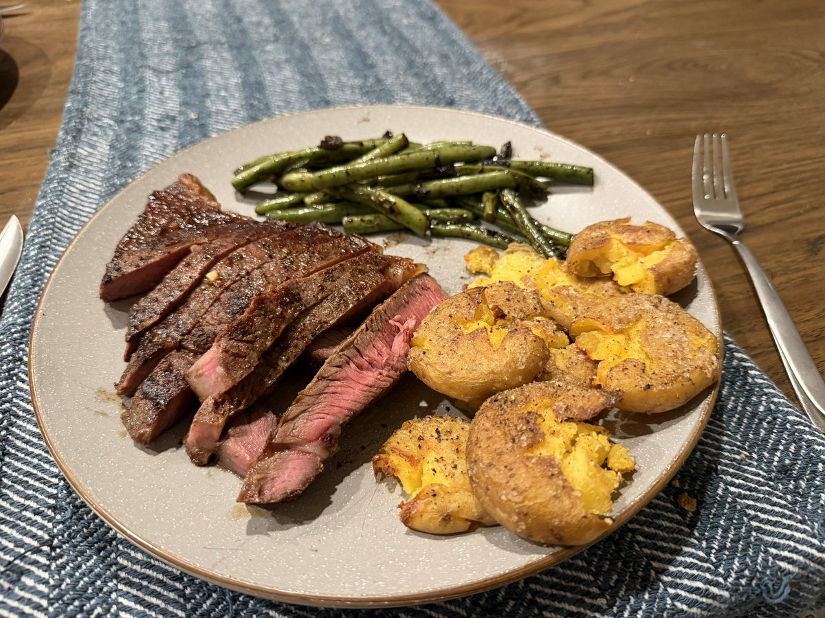 Samuel Robertson tweet media