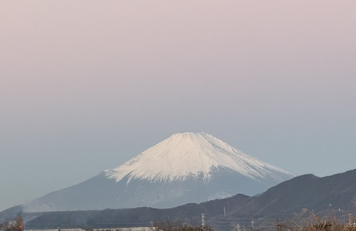 krauru's tweet photo. 富士山🗻 https://t.co/TivVPIrngQ