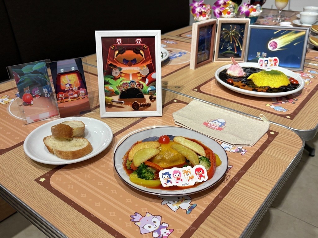 SonicOfficialJP's tweet image. 💙本日オープン💙
『SONIC &amp;amp; FRIENDS』 ×
and GALLERY コラボカフェ☕

キュートなソニックたちと
カフェで楽しいひと時をお過ごしください✨

▼ ご予約・詳細はこちら！
collabo.and-gallery.com/sonic

#ソニフレカフェ #andGALLERYコラボ