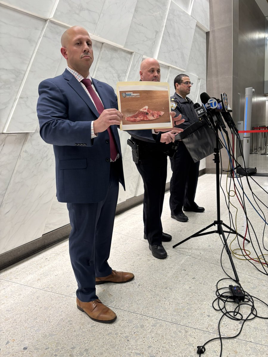 Suspect in hospital shooting dead.