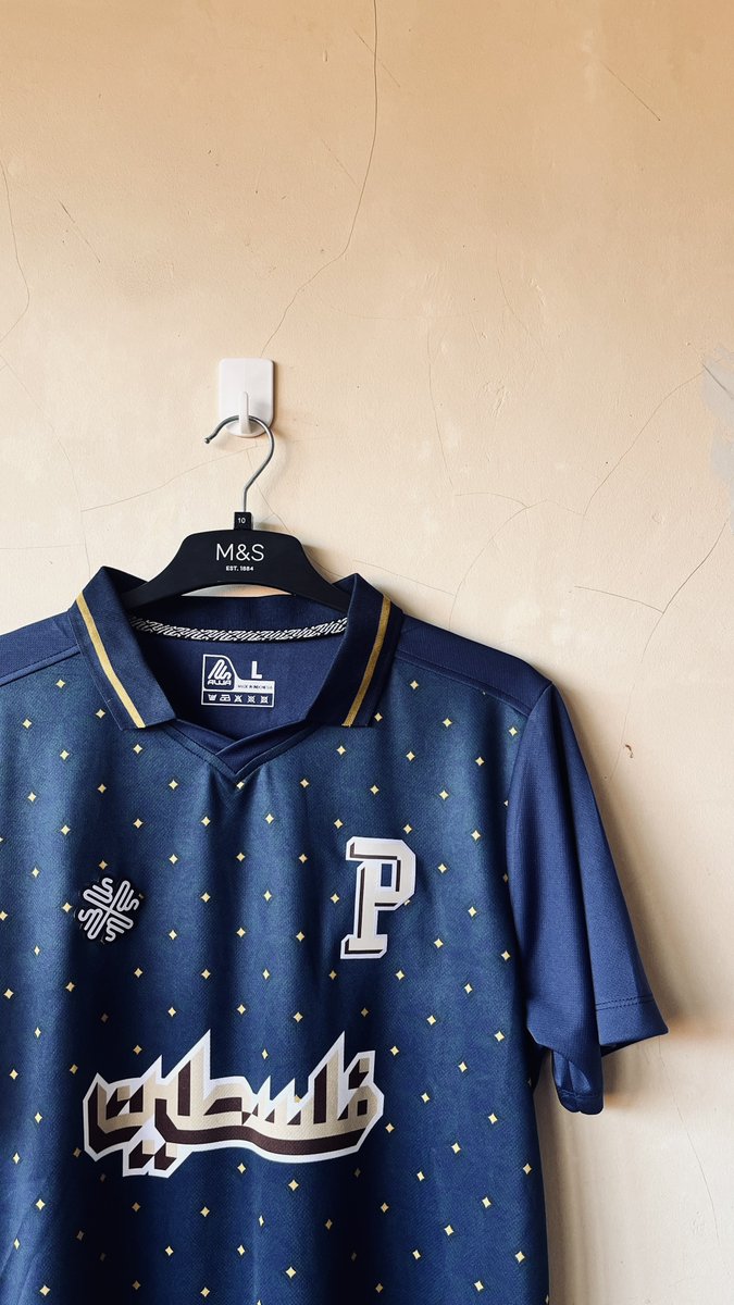 fajarrusalem's tweet image. utk yg ga masalah dg perubahan minor, jersey Palestine 2026 ini, insya Allah sebentar lagi sudah bisa dipesan. Kalau tipe yg mau liat final sample dulu pun ga masalah, btw ini adalah sample 1. Makanya masih ada bbrapa catatan, dan perubahan walaupun minor aja, tp utk overall…