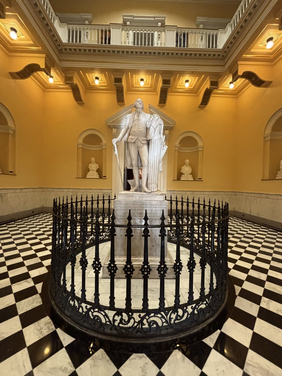 ScottEPeyton1's tweet photo. Not my normal Capitol selfie. The front of the Capitol is closed ahead of next week’s inauguration. Session begins soon, newly elected Delegates were in the House chamber today, and @JusticeReform is gearing up to work on key bills this session.
#Virginia #statecapitol @bostonscally