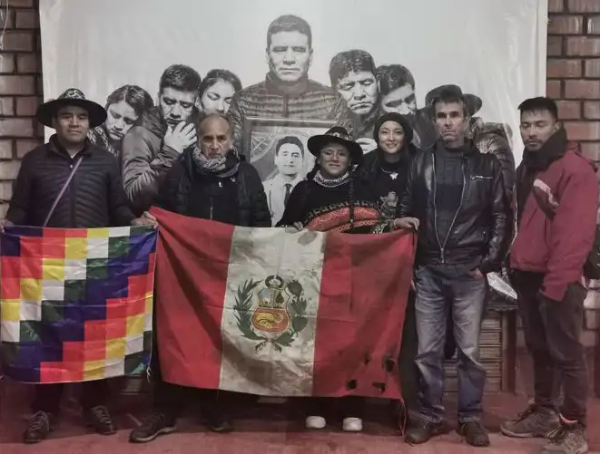 pavese's tweet photo. No hay nada mejor que la censura, por miedo y cobardía, para que una obra de arte como la extraordinaria Uyariy sea realmente apreciada en todo su valor. 

¡Yendo al cine también se lucha! ✊ https://t.co/0NiX1Ty67z