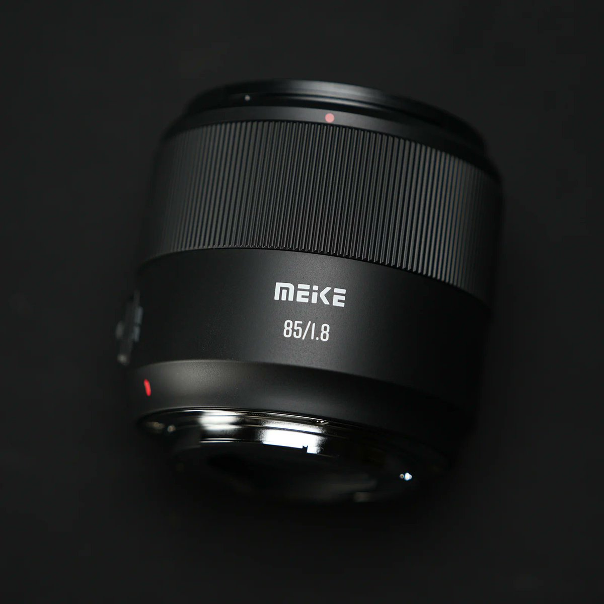 Announced: new Meike AF 85mm f/1.8 SE Mark II lens (EF/F/Z/E)
photorumors.com/2026/01/08/ann…