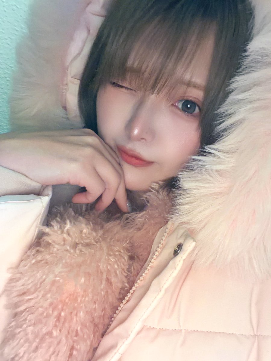 きょうはモカちゃんが甘えてくる日⭐︎🐈 明日からの3連休さむいみたい