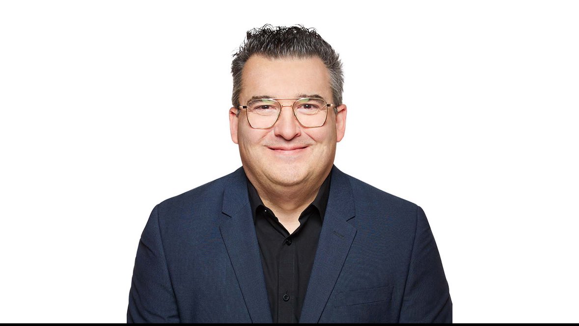 LaPiluleBleueQC's tweet image. « Je viens du Saguenay ! » Arrêté pour alcool au volant, un député de la CAQ plaide la spécificité culturelle.