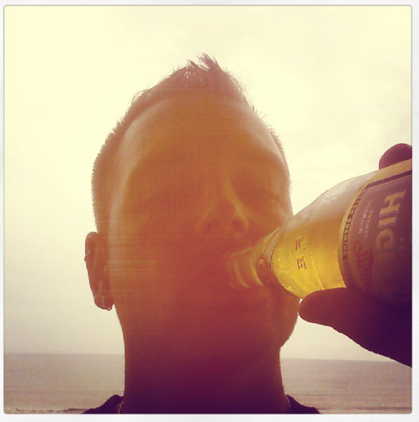 TR▲N§HUᙢȂ̶́̾̂͂̓̓̓̔͊̄̏͂̚͝N💀 ̖́ tweet media