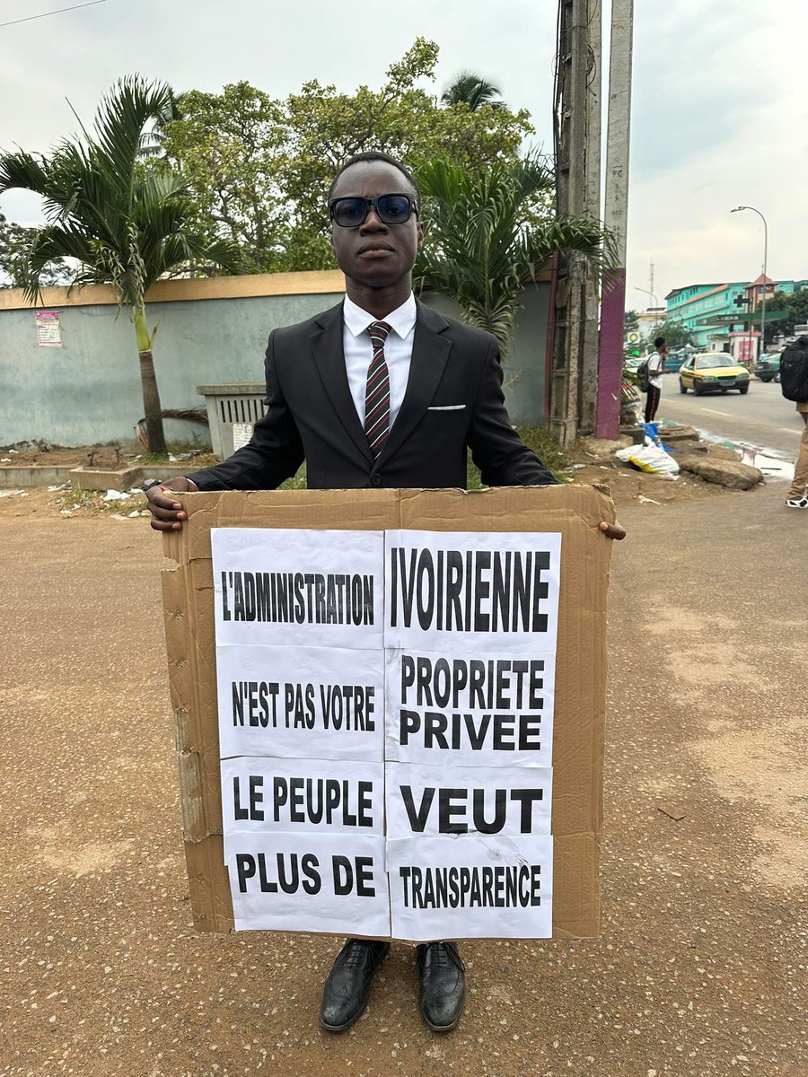 Cette fois ci c’est pas Didi b qui a mit un ultra en prison hein … oubien il stream pas? Vous êtes jeune au delà de la fucking music votre pays est dans la merde… c’est pas tous les jours on fait en gang en gang <a href="/benyoussef1X/">DKT DALSHIM⚔️</a> <a href="/fatima_bakayoko/">Fatima 🌸✨</a>