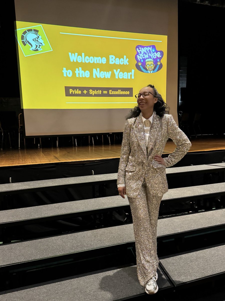 Ms. Christie tweet media