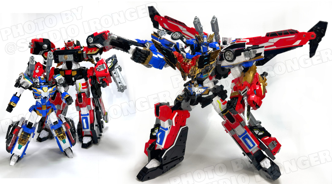 メタルカードボットW・グランブルーレオン。ブルーコップWとブレイオン