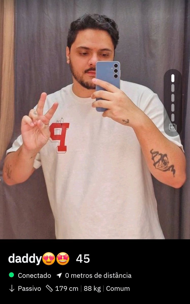 passmineirosp's tweet photo. caralho roubaram minha conta no grindr e colocaram ESSE NOME e ESSA IDADE https://t.co/DsdkuXKM5k