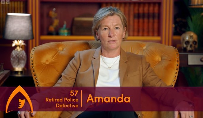 HackBlackburn's tweet image. Spoilers but…

- Relentlessly accuses an innocent woman
- Misrepresents evidence
- Chooses to reveal her undercover role to someone who is murdering people

Amanda’s not exactly helping improve the ailing reputation of the Metropolitan Police

#thetraitors