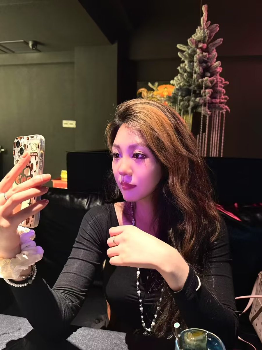 lullaby129245's tweet photo. 找会羞辱的S线上视频，十个赞和转发评论区发联系方式。 #反差 #母狗 https://t.co/cAGzh8IfX5