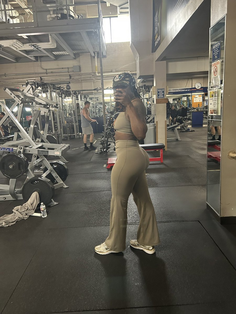 EeeMount's tweet image. 🤏🏿🤏🏿🤏🏿