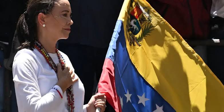 🚨 ¡ÚLTIMA HORA VENEZUELA! 🚨🇻🇪

URGENTE — ¡LO ÚLTIMO! 🇻🇪 🇺🇸

GRACIAS líder de Venezuela <a href="/MariaCorinaYA/">María Corina Machado</a>.

Sin ti, nada de esto hubiera pasado.