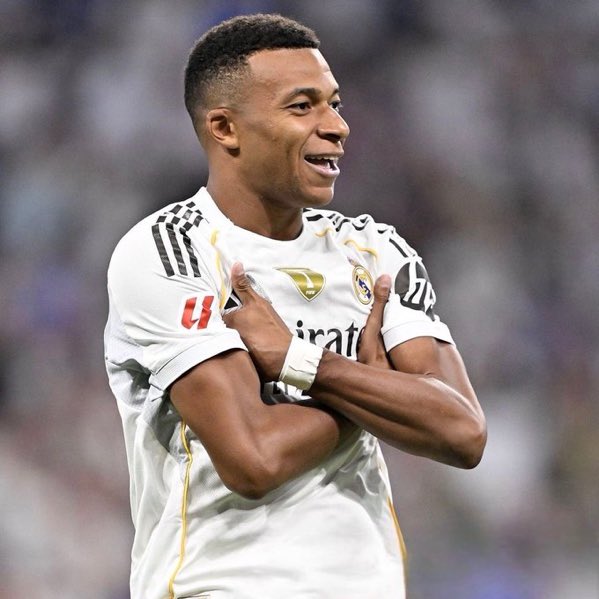 omar_alshbrm's tweet image. مبابي جاهز للكلاسيكو 😍😍😍😍