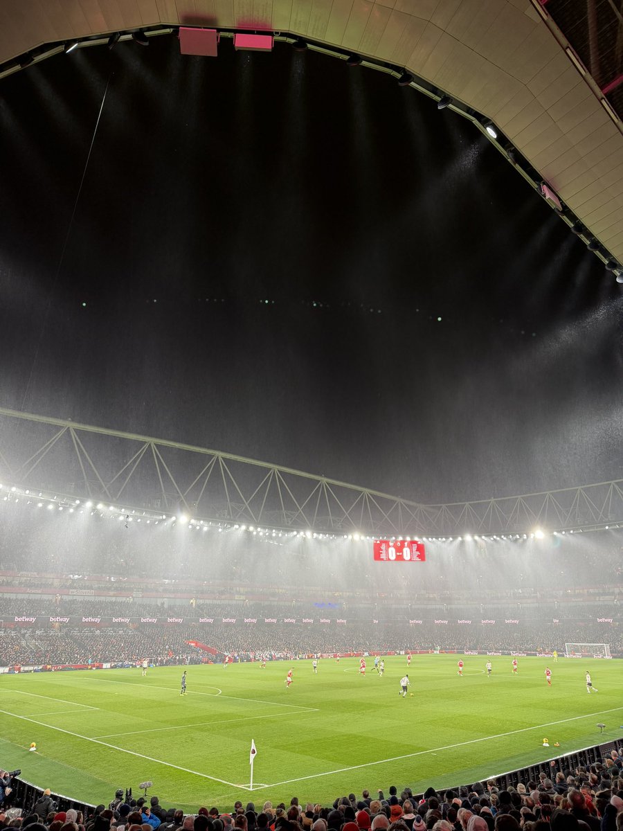 adambowman6's tweet photo. Arsenal (a) https://t.co/b1DrKP6XaF