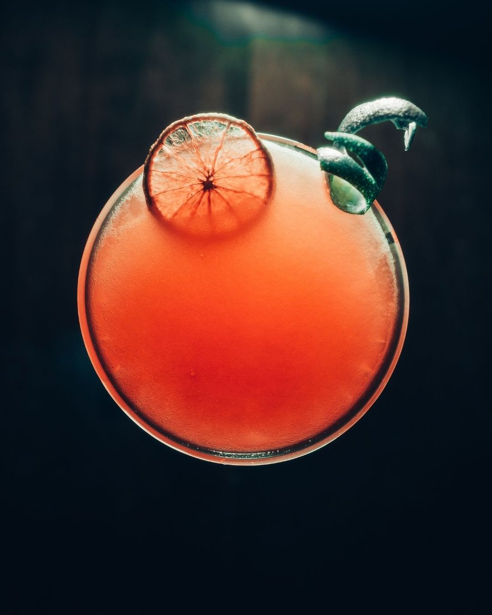 YellowsparkAD's tweet image. The story behind the work.

Our work with Looking Glass focused on consistency, collaboration, and intentional visuals—using light, mood, and detail to highlight the craft behind every pour. 

Spark Your Vision. ⚡️

yellowsparkstudio.com

#YellowsparkStudio