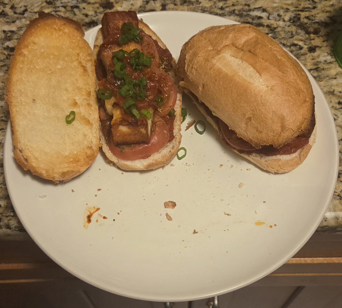 A12FLAMES's tweet image. Chefdeet has finally returned. Made charred halloumi + tomato sammies last night. Also made some roasted potatoes and ngl those potatoes were FLAMES, I couldn't stop eating them.
The sammies were good too.