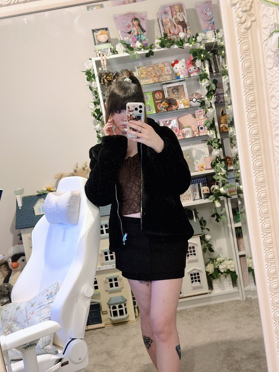 ✨pixi✨ tweet media