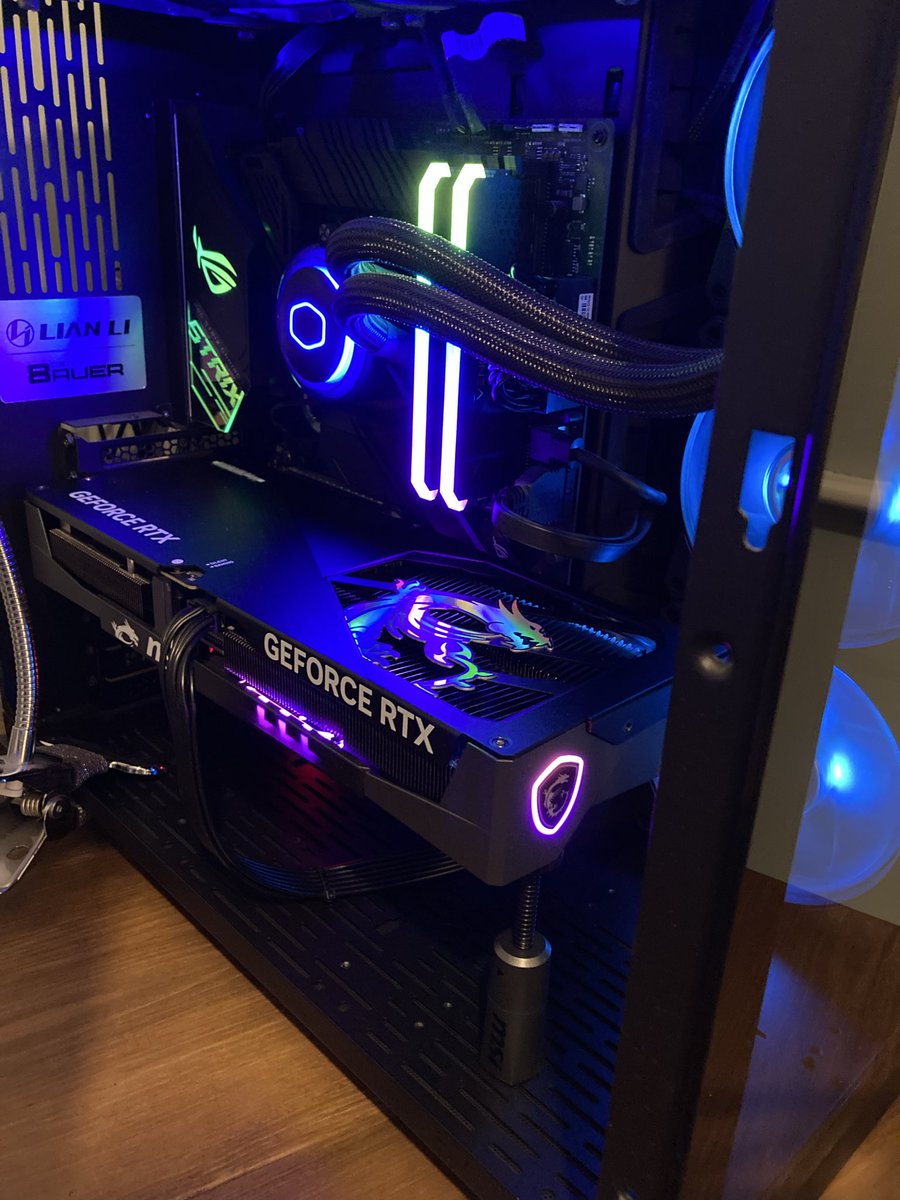 SuperMacBrother's tweet photo. New PSU….New 5080…we are good to up the #StarCitizen content to the next level including #VR
#MSI #Corsair #SCVR https://t.co/dnECOnurEZ