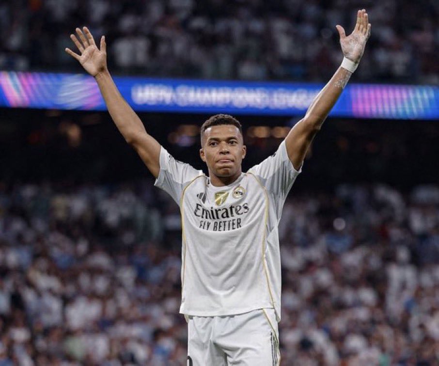 Ham8_od's tweet image. مبابي جاهز للكلاسيكو يابشششر
مبابي مستعد للكلاسيكو

أملنا بالكلاسيكو عاااد🤍