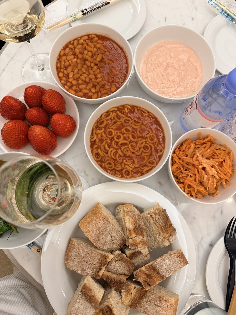 我が家でホームパーティー 数少ない私の大好きな友人と新年会🎍💓