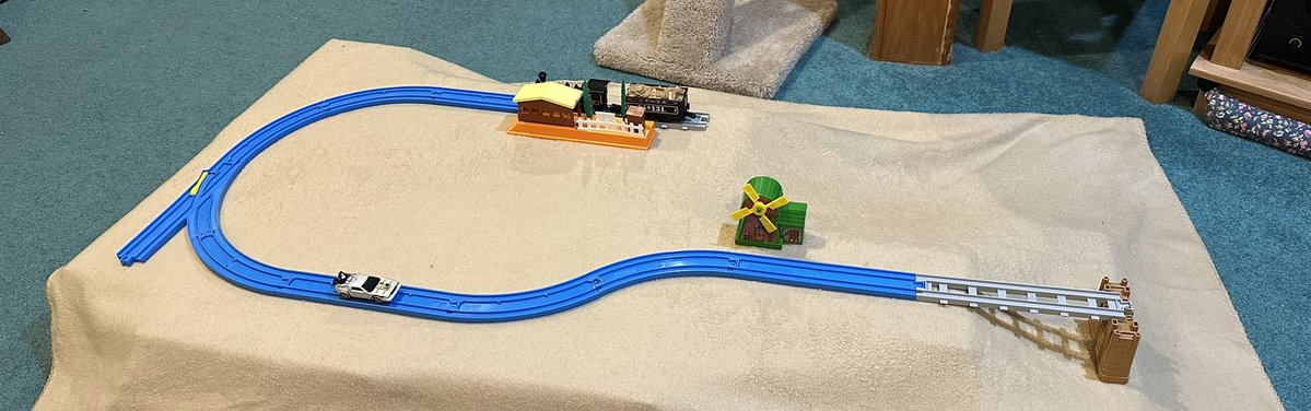 ramahfool's tweet image. Alright, Marty, let’s go over the plan one more time! I apologize for the cheap inaccurate accessories.