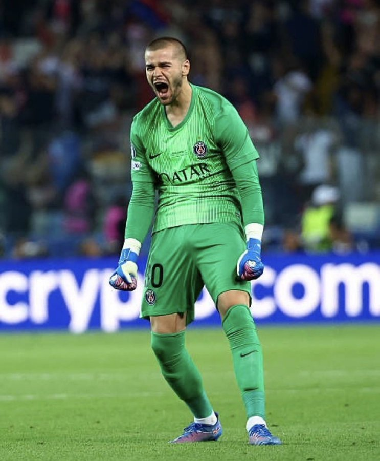 Paristeamfr's tweet image. 🚨 Lucas Chevalier : "Le banc de l’OM faisait la fête. Ils croyaient que c’était fini, mais non. Avec le PSG c’est jamais fini" #PSG @PhilSANFOURCHE