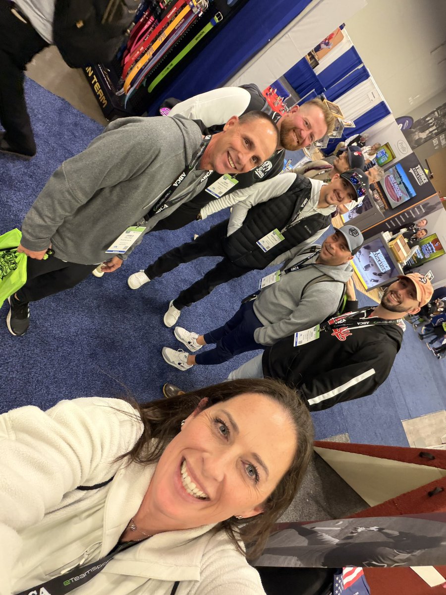 stephanie dillard tweet media