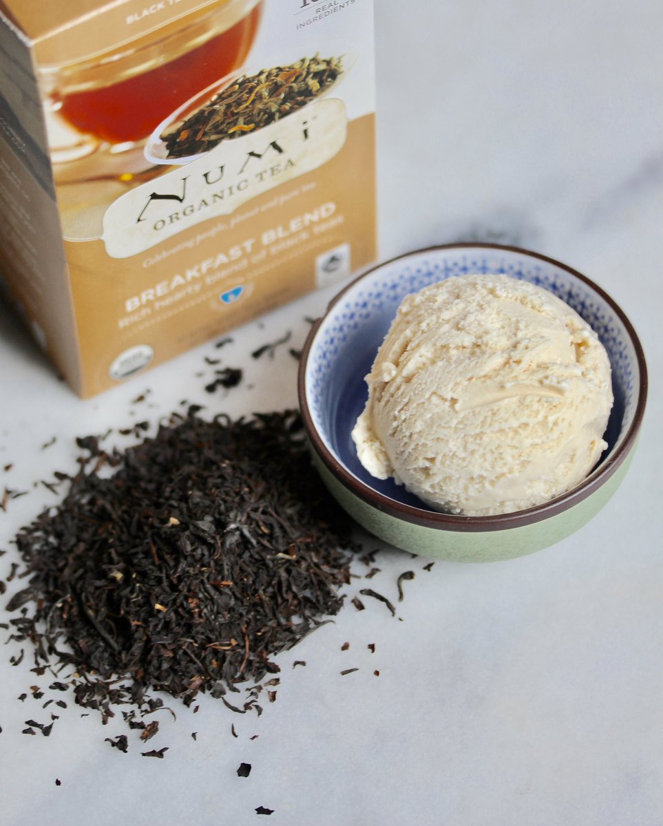 humphryslocombe's tweet image. 🚨 FAN FAV ALERT 🚨
You asked. You waited. It’s back.
Hong Kong Milk Tea ice cream made with Numi Organic Tea black tea, rich condensed milk, and swirls of housemade almond cookies.
If you know, you know. If you don’t, now’s your moment. 🧋🍨

#FanFav #HongKongMilkTea #icecream