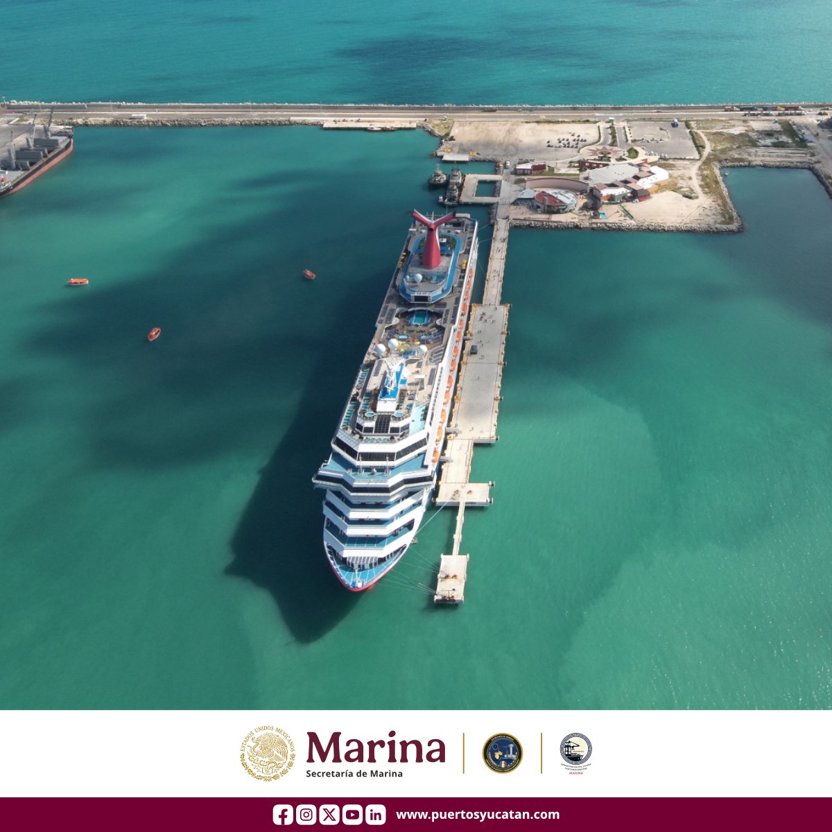 Arribo el crucero Carnival Valor a las 7:33 h al Puerto de Progreso, procedente de Cozumel, Quintana Roo, y zarpó a las 16:00 h con destino a Nueva Orleans, Luisiana, viajan a bordo 3,327 pasajeros y 1,115 tripulantes, con un total de 4,442 visitantes.