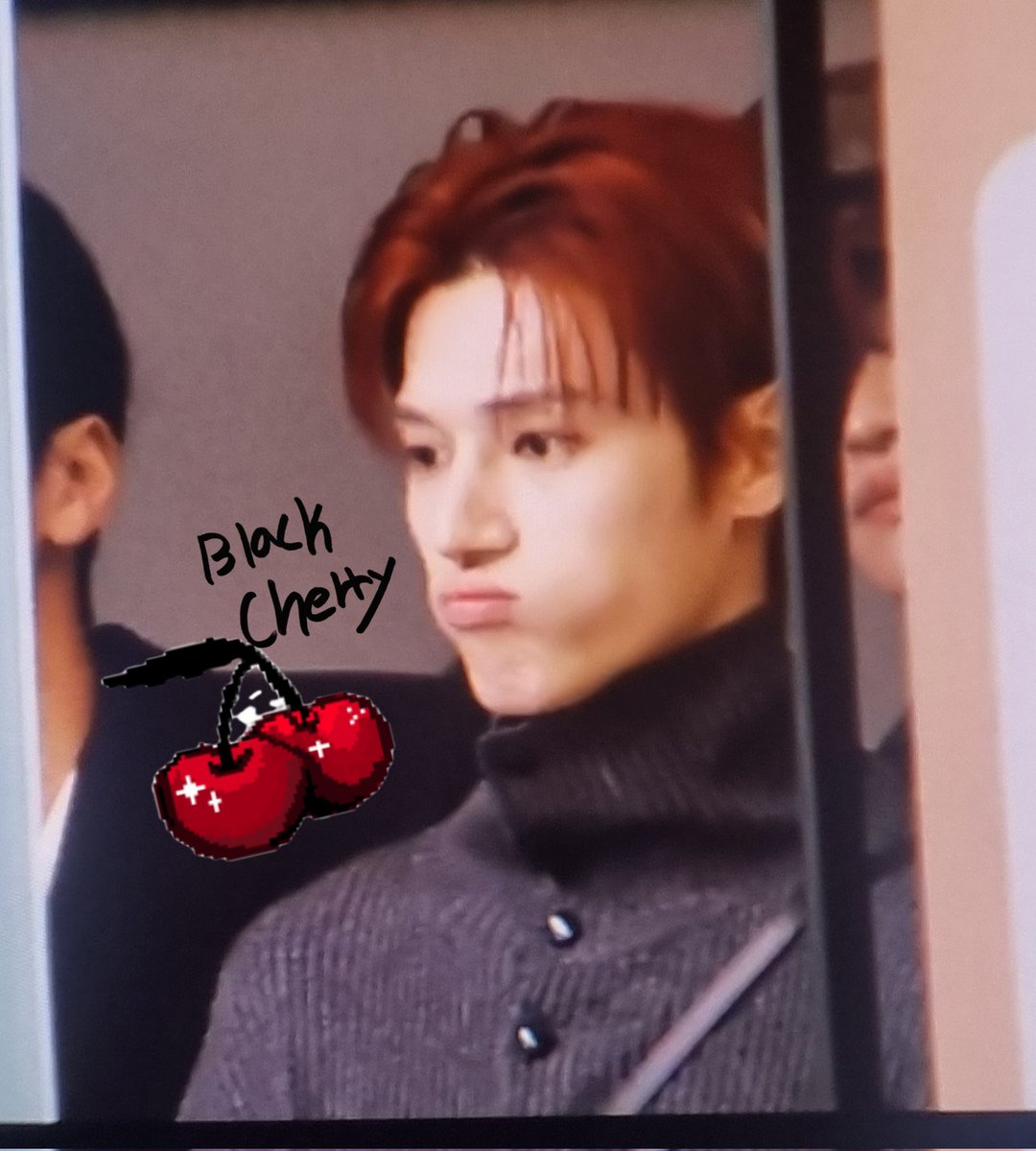 blackcherry_wy's tweet photo. 260109 인천 출국

누구보다도 귀엽게 내새끼 ㅠ

#우영 #에이티즈 #WOOYOUNG #ATEEZ https://t.co/xjYoRzkFqY