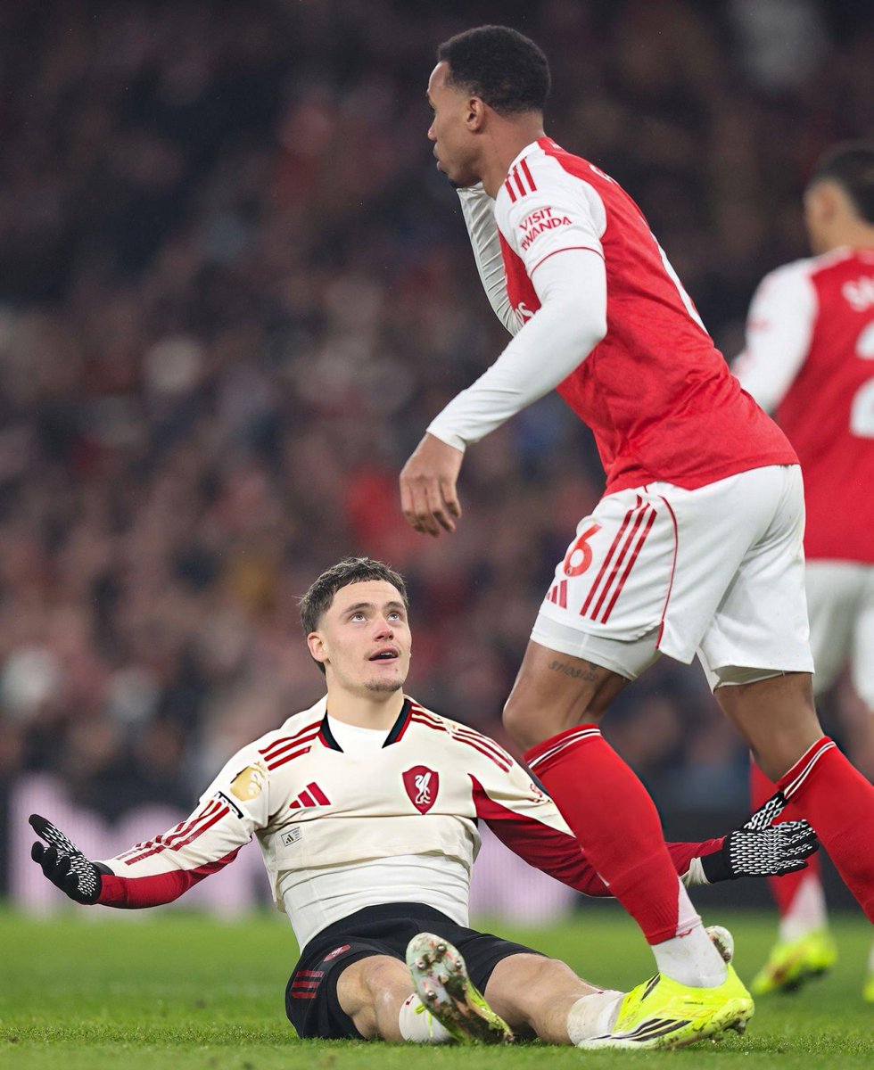 DailyAFC's tweet image. 📊 Arsenal’s draw with Liverpool was the first time that Liverpool failed to register a shot on target in 600 Premier League matches. ❌⛔️ [@footballontnt]