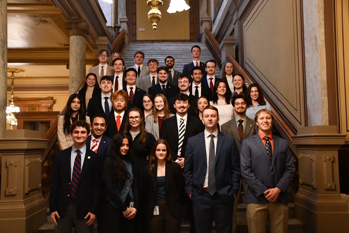 INternSenGOP tweet media