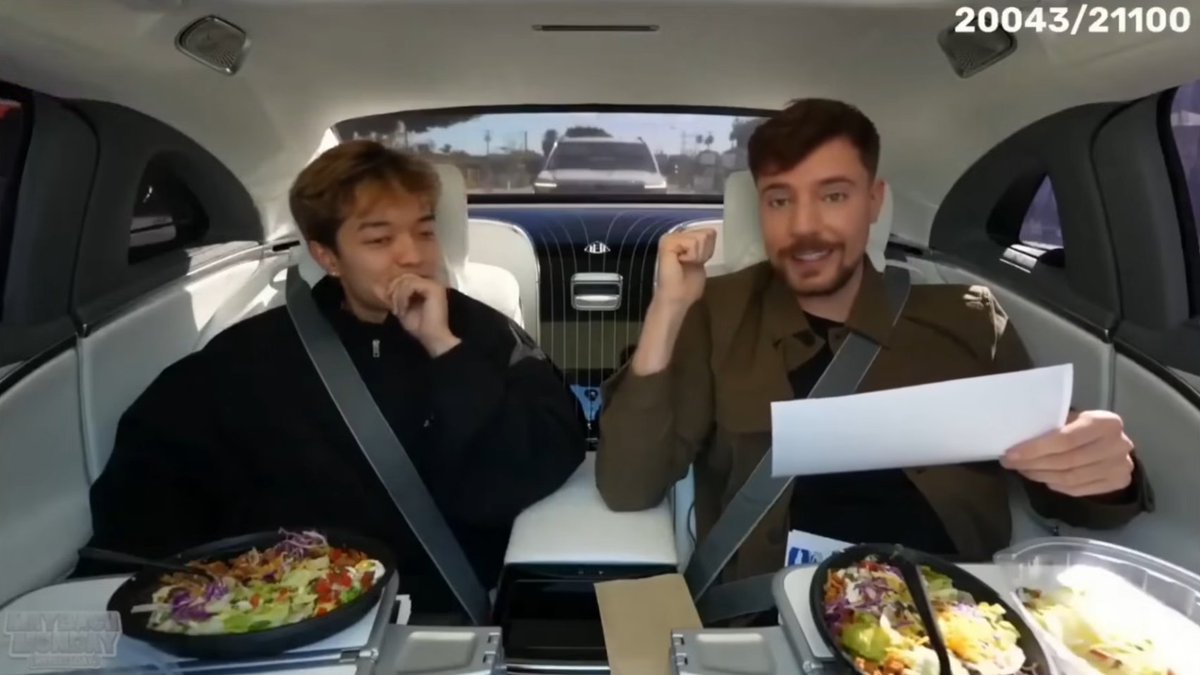 Marshal Bohemond ⚔️⛨ | Space Marine Vtuber tweet media